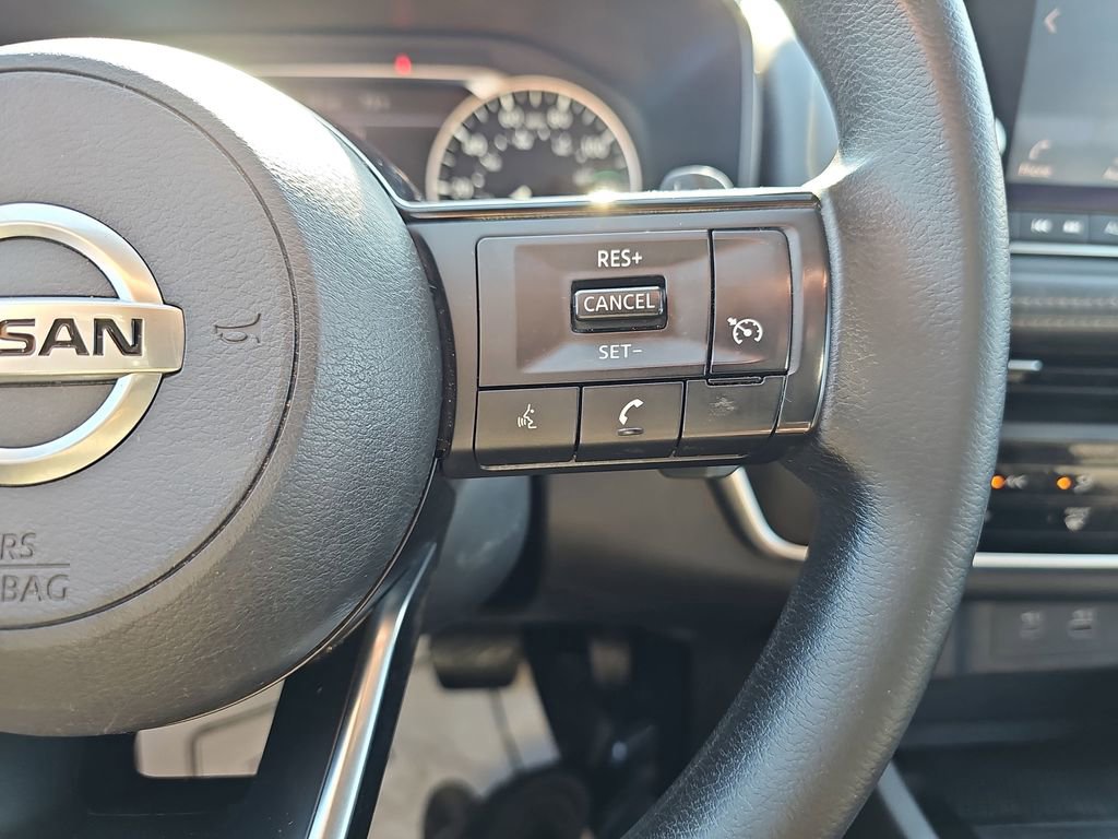 Used 2021 Nissan Rogue S image 21