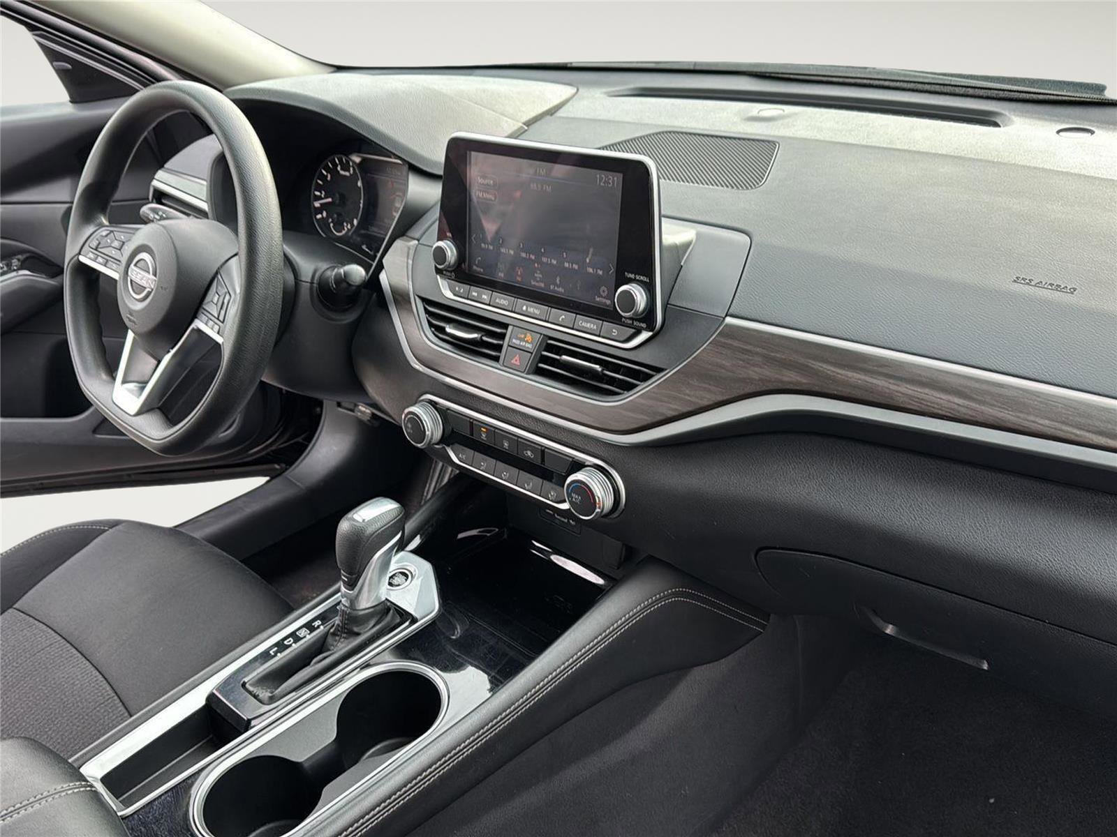 Used 2023 Nissan Altima 2.5 SV image 30