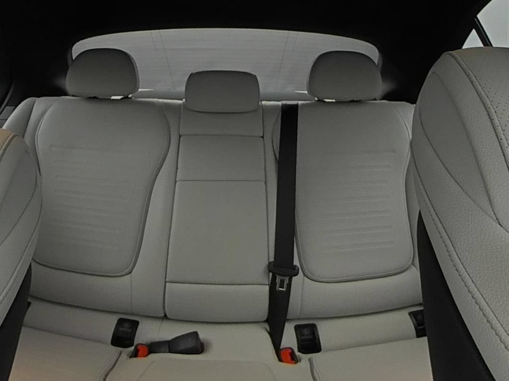 Used 2024 Mercedes-Benz C 300 Sedan image 10