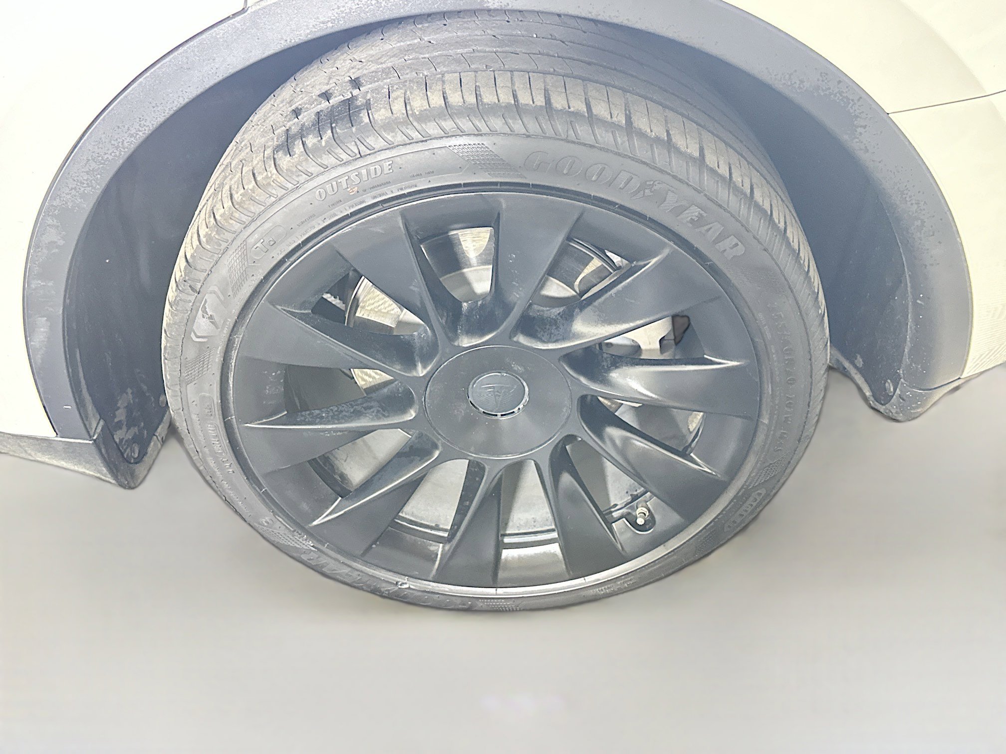 Used 2023 Tesla Model Y Long Range AWD/4WD image 11