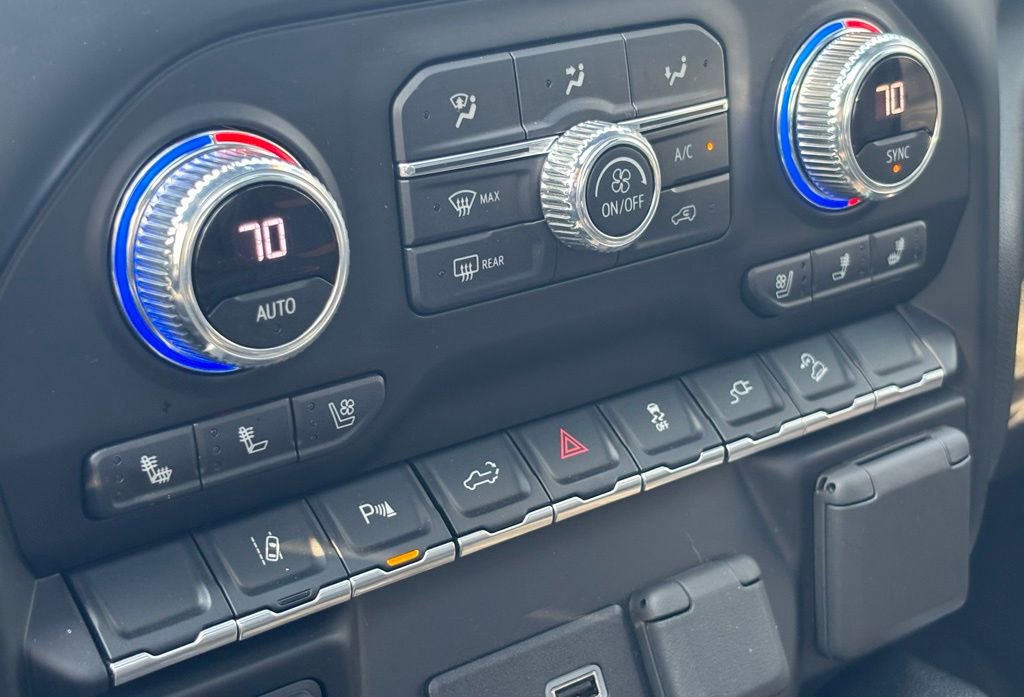 Used 2022 GMC Sierra 2500 AT4 w/ AT4 Premium Plus Package image 32