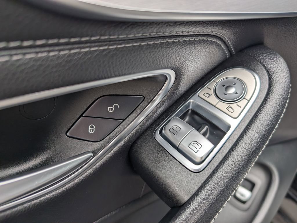 Used 2017 Mercedes-Benz C 300 4MATIC Coupe image 14