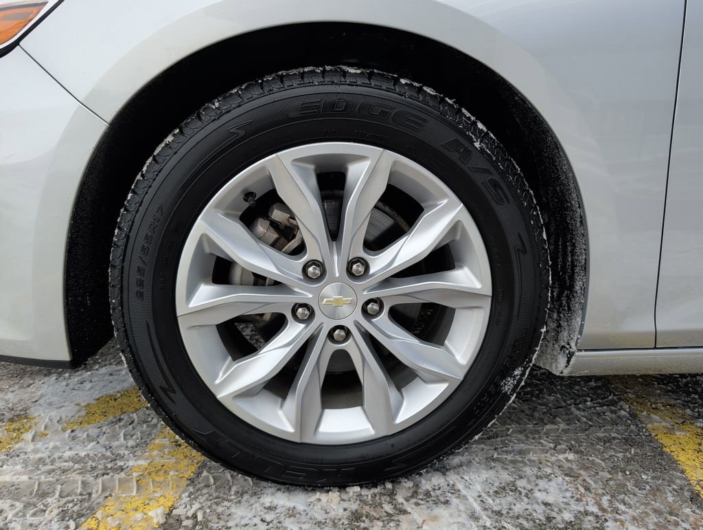 Used 2020 Chevrolet Malibu LT image 4