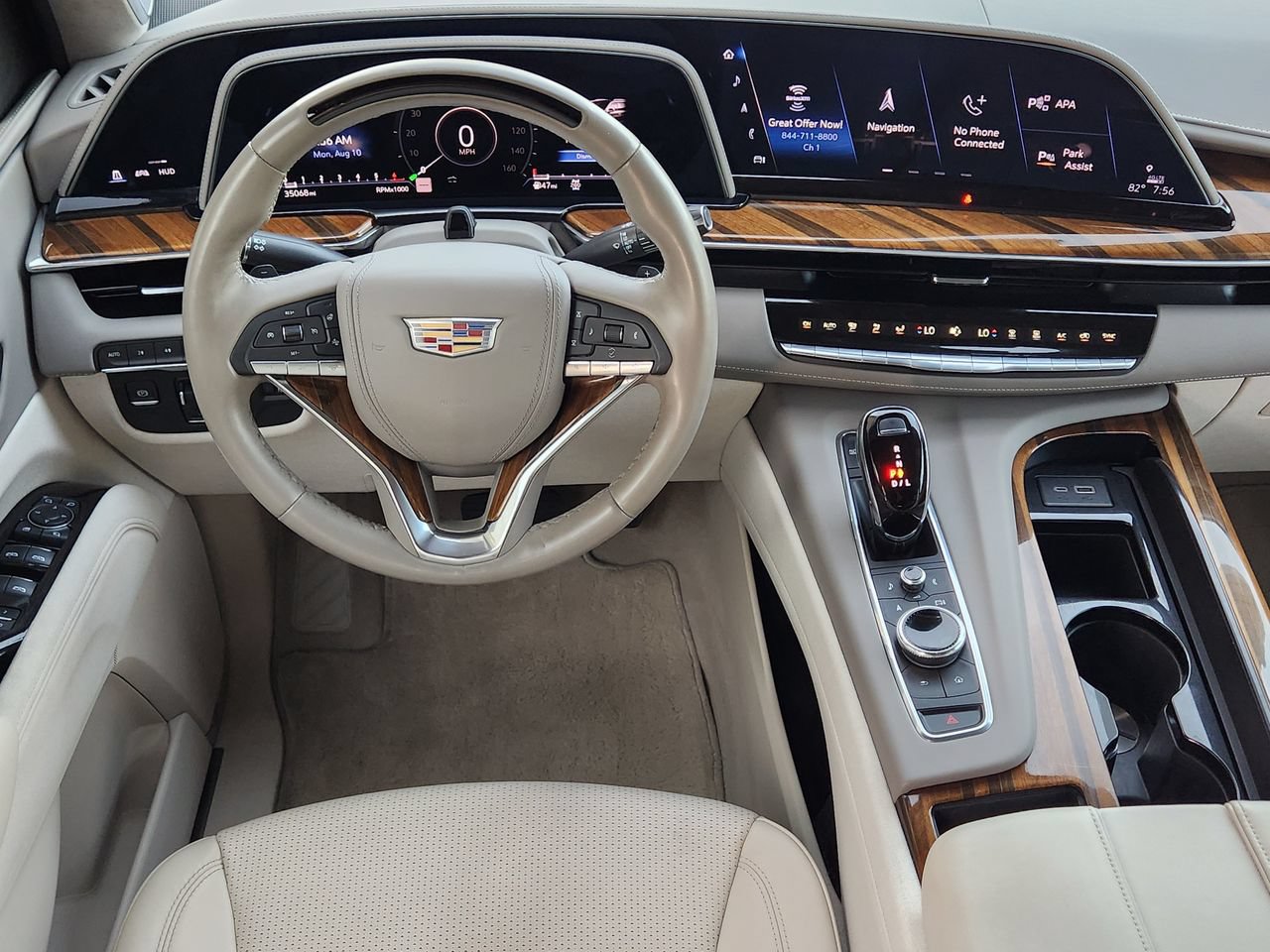 Used 2024 Cadillac Escalade ESV Sport Platinum AWD/4WD image 26