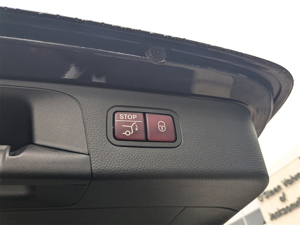 Used 2022 Mercedes-Benz GLC 300 image 16