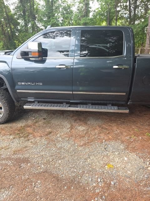 Used 2018 GMC Sierra 2500 Denali w/ Duramax Plus Package AWD/4WD image 5