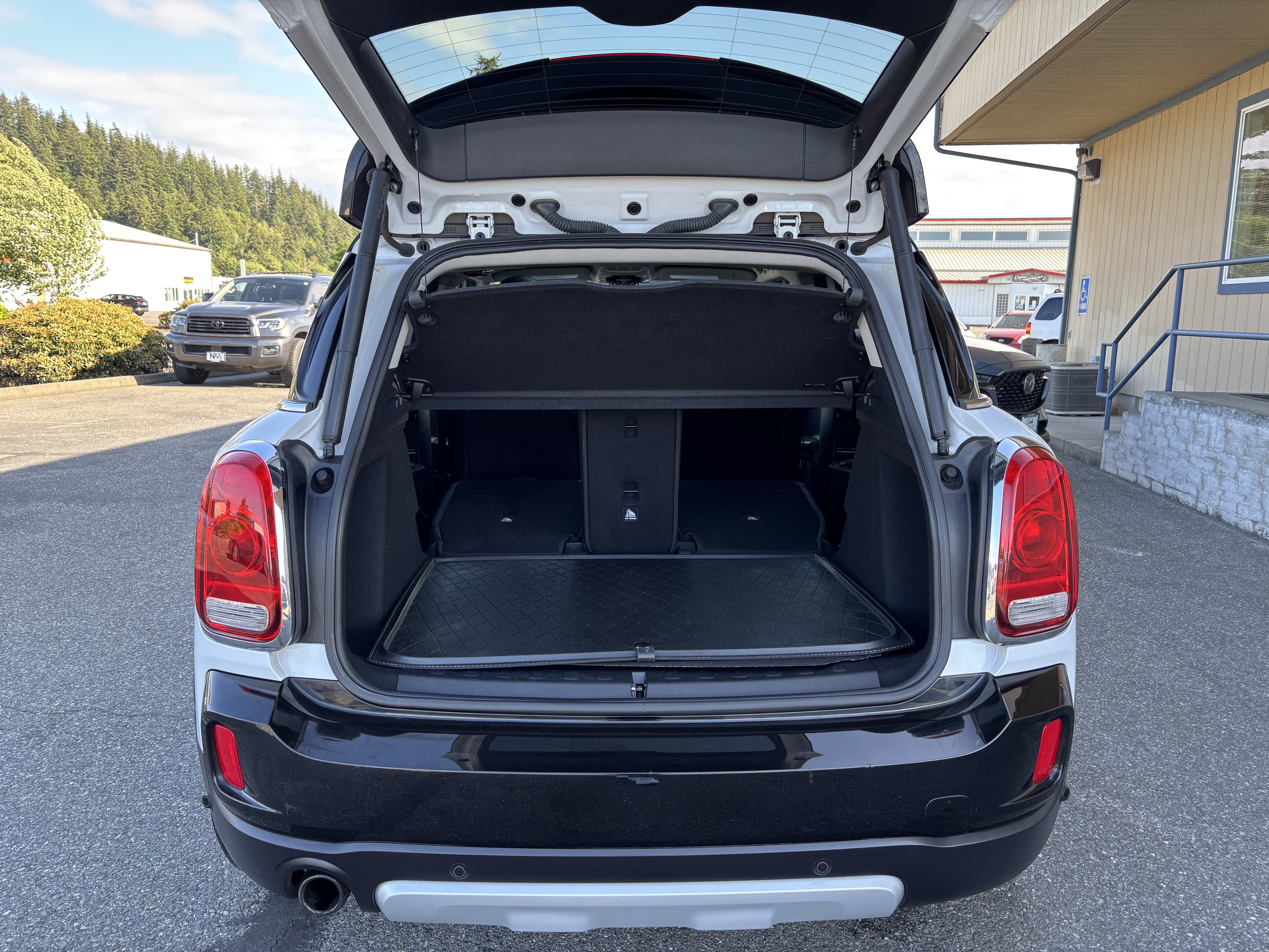 Used 2018 MINI Cooper Countryman ALL4 AWD/4WD image 27