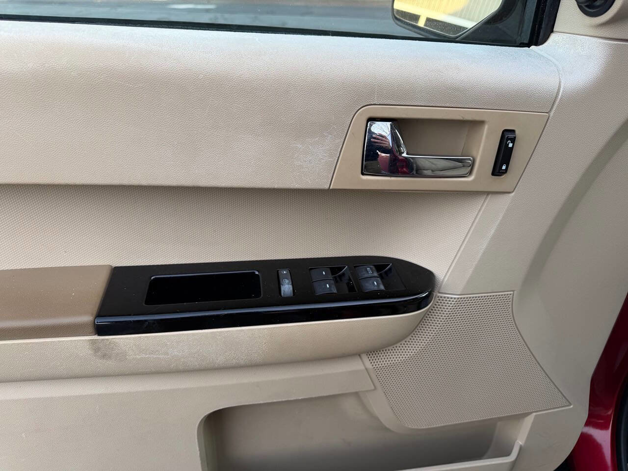 Used 2008 Ford Escape Limited FWD image 11