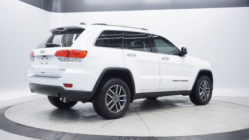 Certified 2019 Jeep Grand Cherokee Limited w/ Luxury Group II image 11