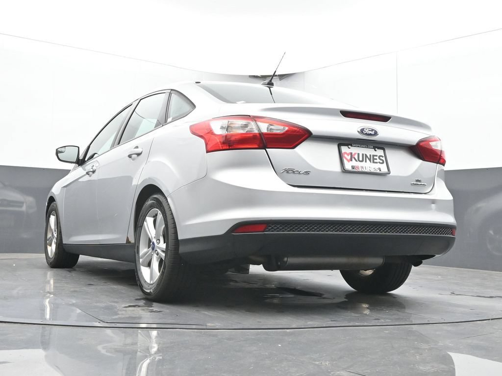 Used 2014 Ford Focus SE FWD image 43