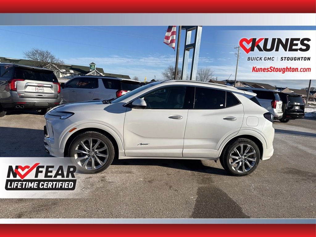 Used 2024 Buick Encore GX Avenir w/ Avenir Convenience Package image 8