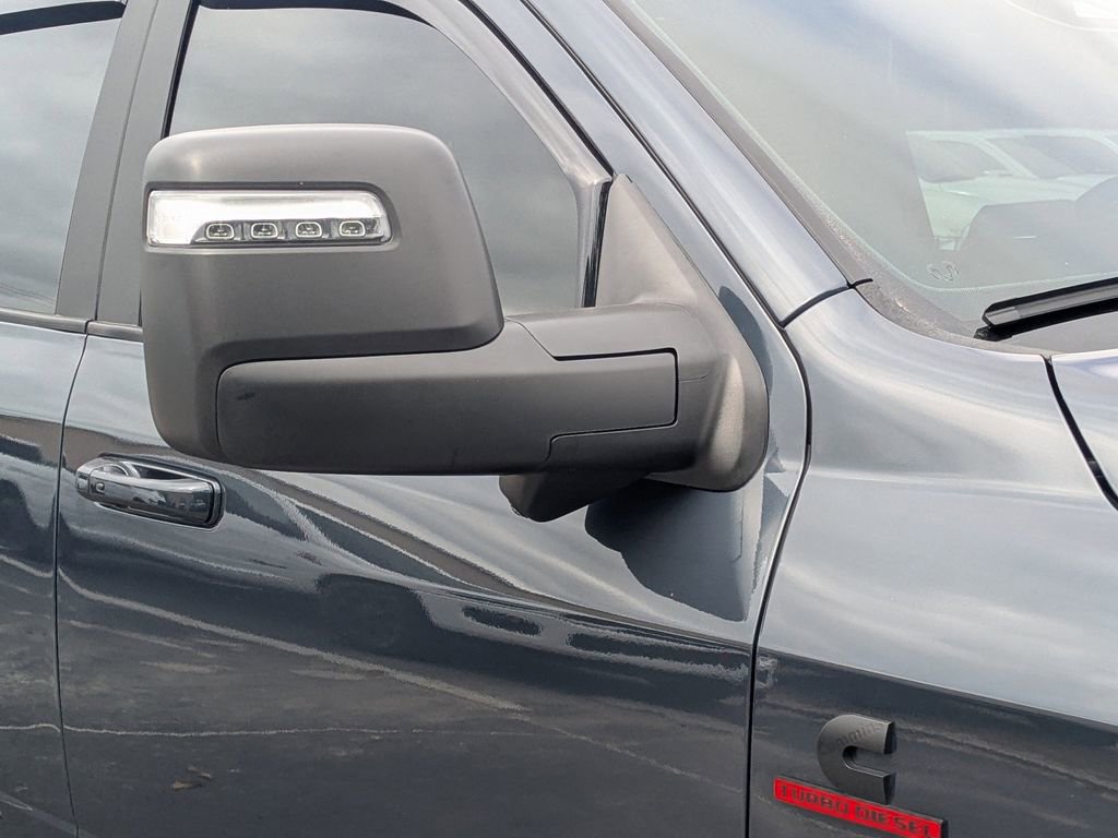 Used 2025 RAM 2500 Limited AWD/4WD image 11