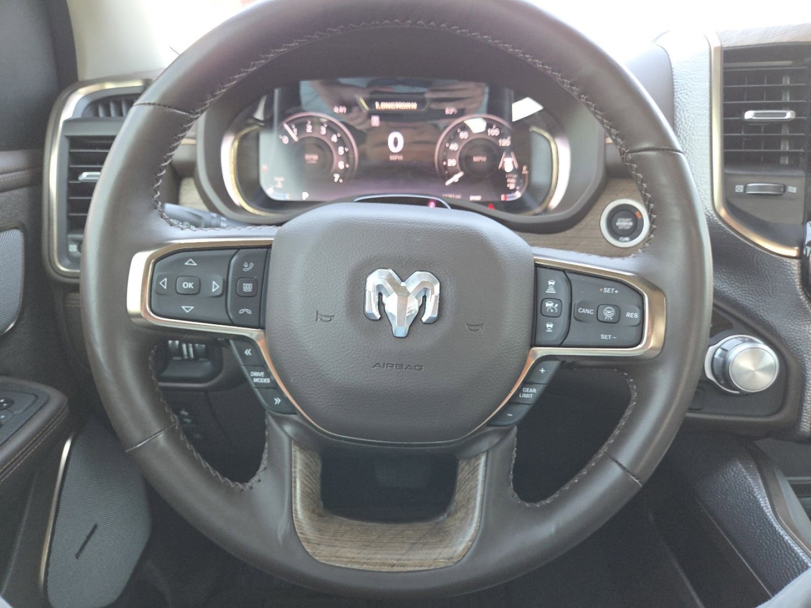 Used 2025 RAM 1500 Limited image 39