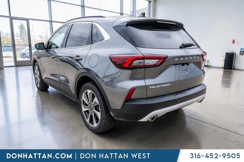 Used 2023 Ford Escape Platinum AWD/4WD image 32