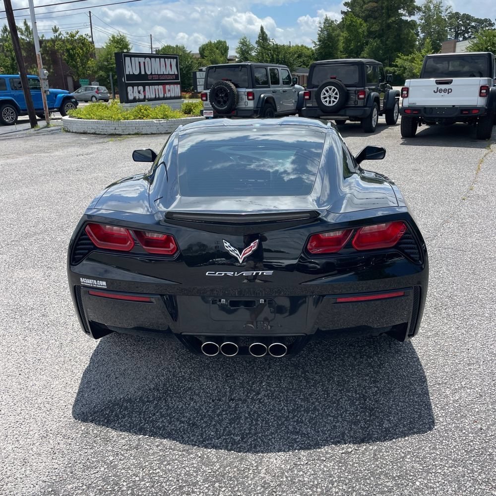 Used 2016 Chevrolet Corvette Stingray Coupe RWD image 7
