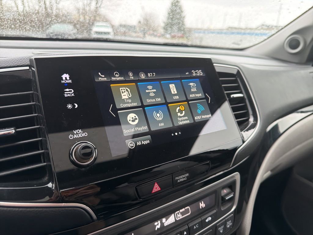 Certified 2019 Honda Pilot Touring image 33