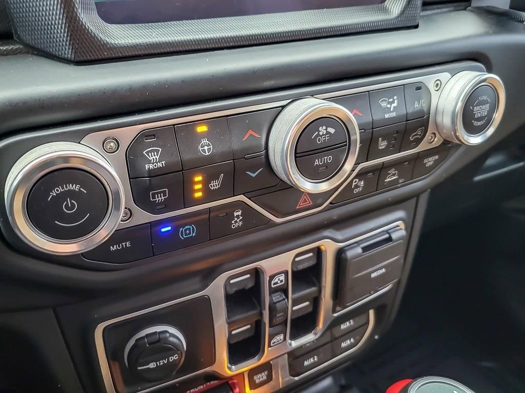 Used 2022 Jeep Wrangler Unlimited Rubicon 4xe w/ Cold Weather Group image 16