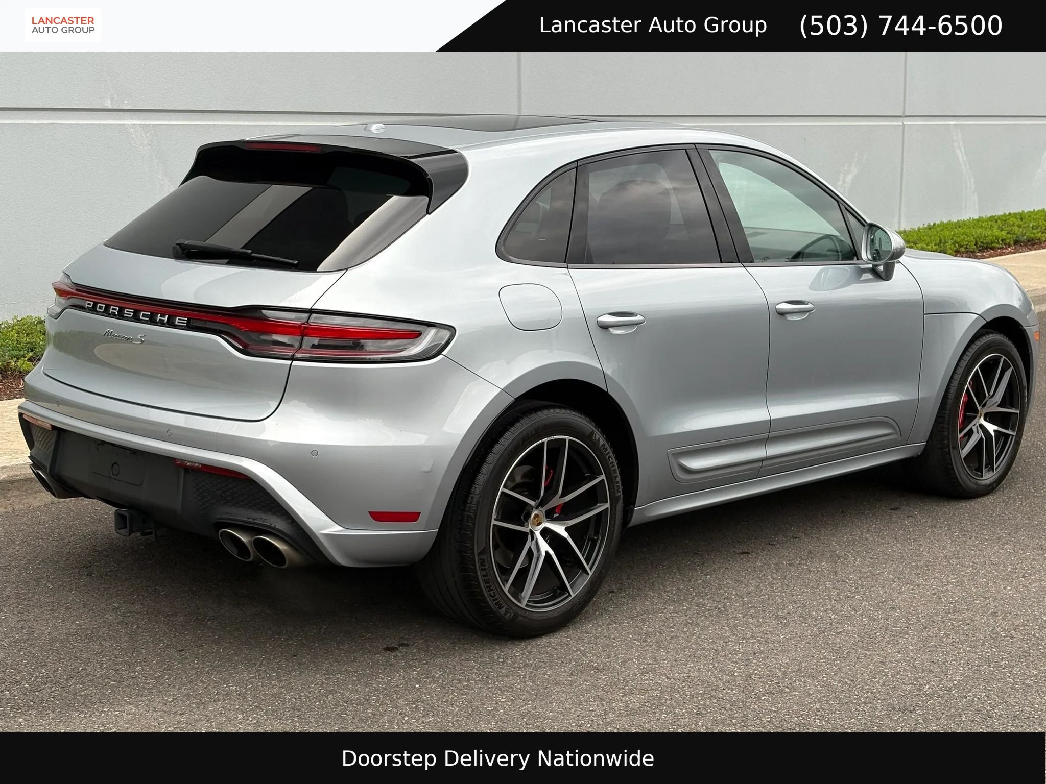 Used 2022 Porsche Macan S AWD/4WD image 6