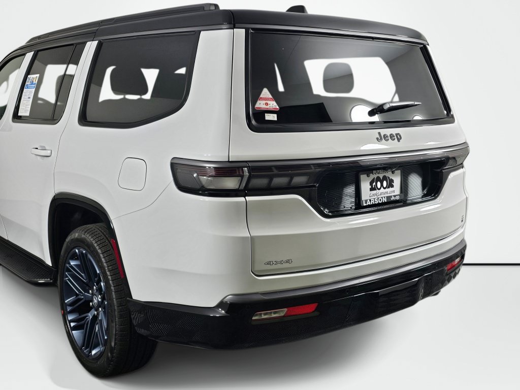 New 2026 Jeep Grand Wagoneer 4WD image 16