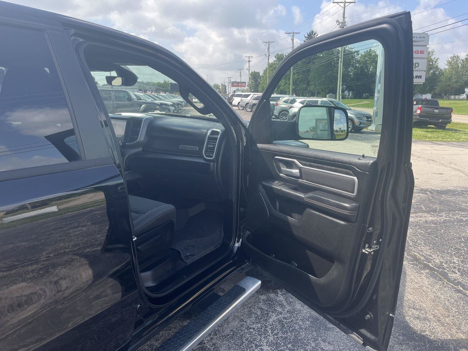 Used 2023 RAM 1500 Big Horn w/ Trailer Tow Group AWD/4WD image 37