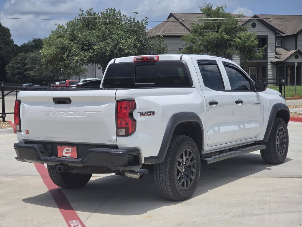 Used 2026 Chevrolet Colorado Trail Boss AWD/4WD image 8