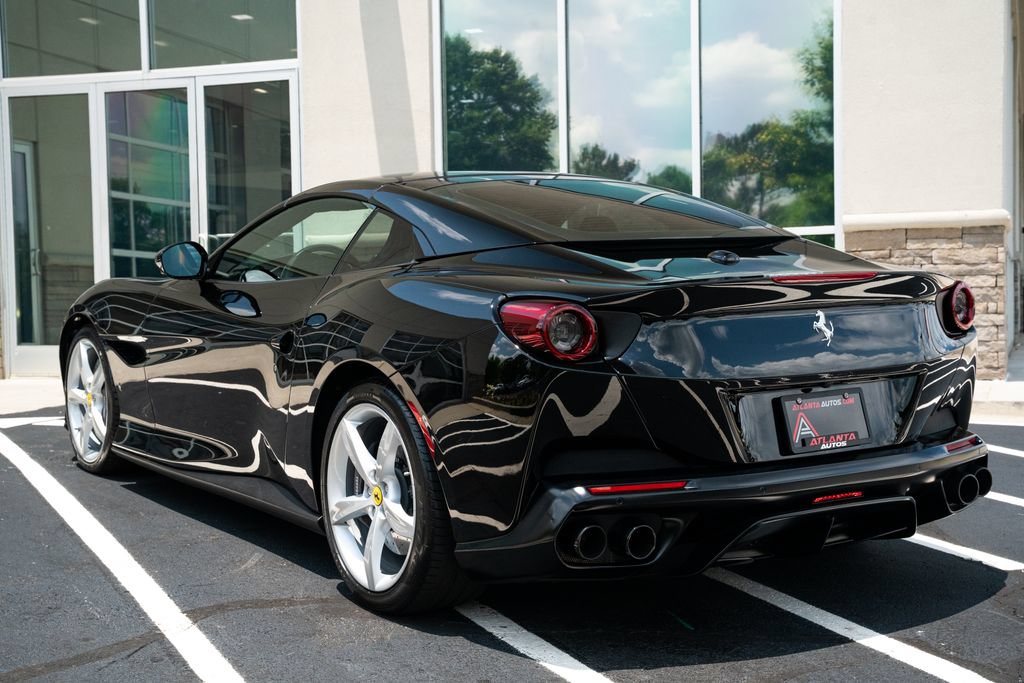 Used 2019 Ferrari Portofino RWD image 17