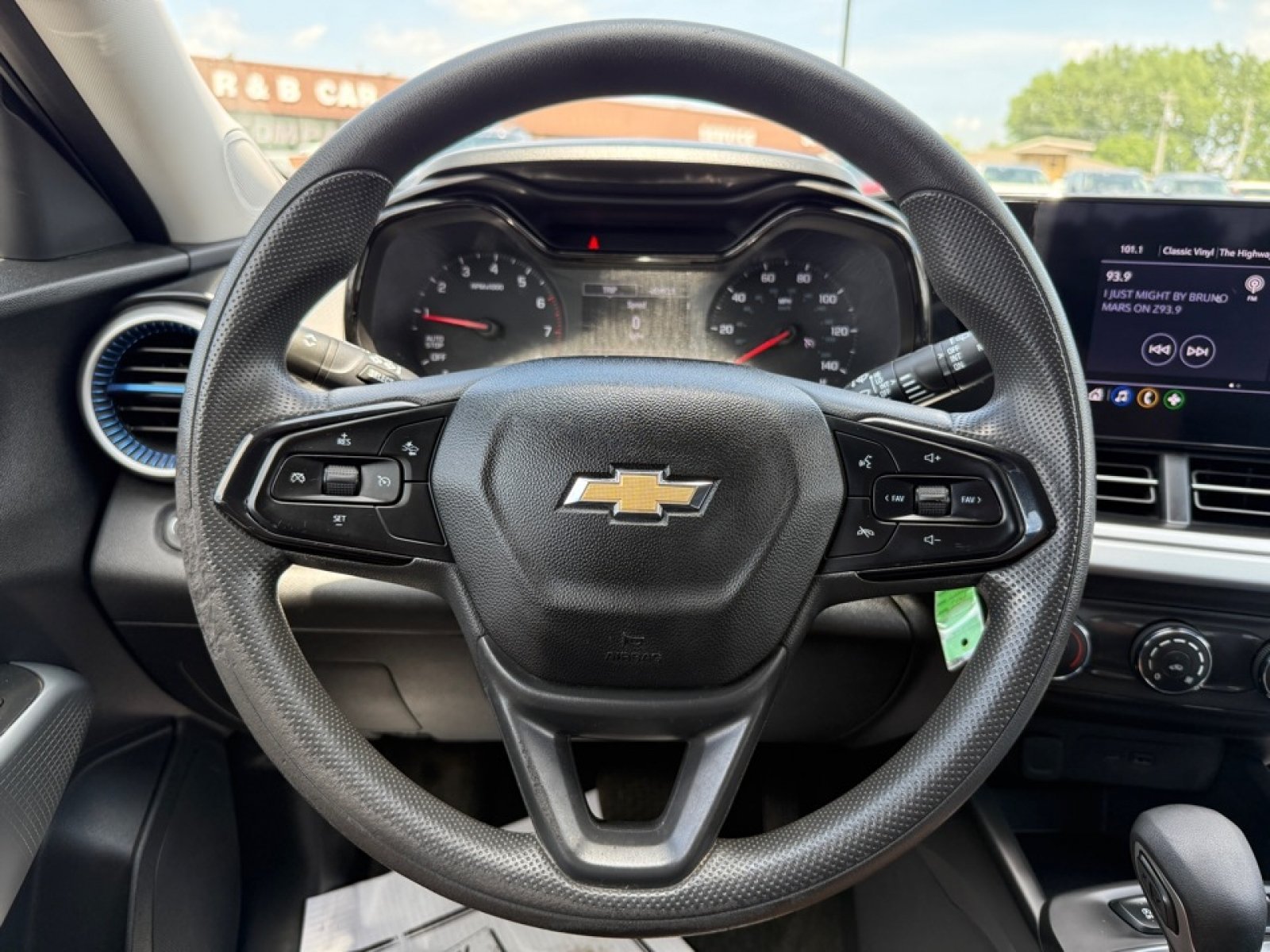 Used 2024 Chevrolet Trax LS FWD image 18