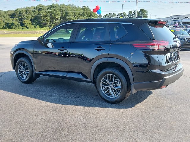 Certified 2026 Nissan Rogue S FWD image 5