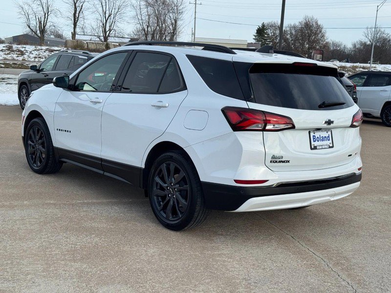 Used 2024 Chevrolet Equinox RS w/ RS Leather Package image 6