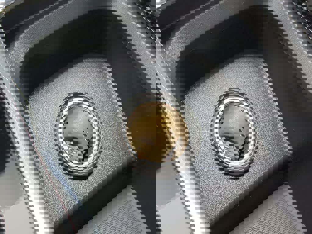 New 2026 Volvo XC60 B5 Plus w/ Protection Package Premier image 29