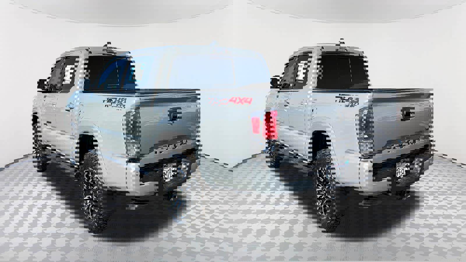 Used 2021 Toyota Tacoma TRD Sport w/ TRD Premium Sport Package image 7