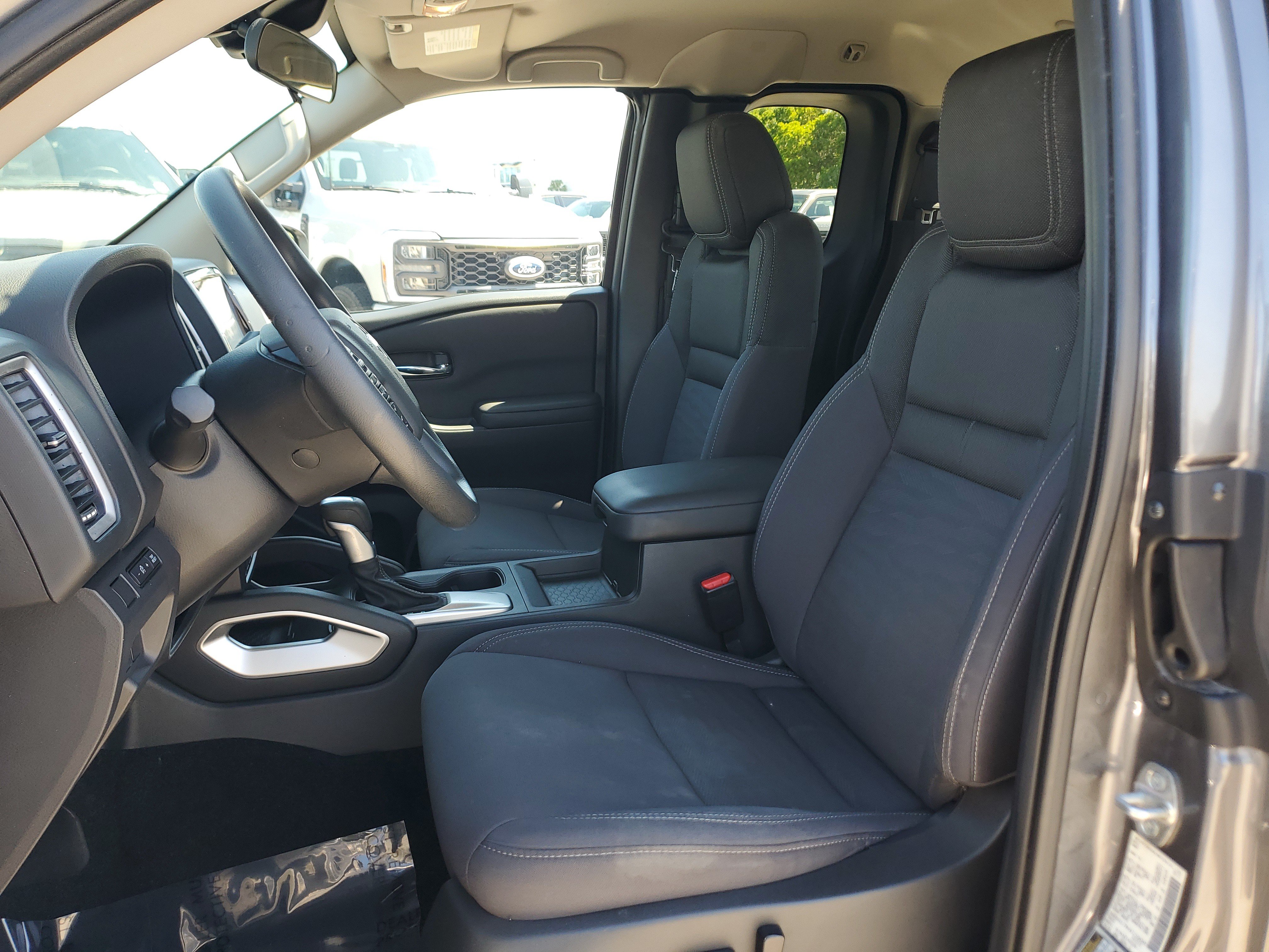 Certified 2023 Nissan Frontier SV RWD image 11