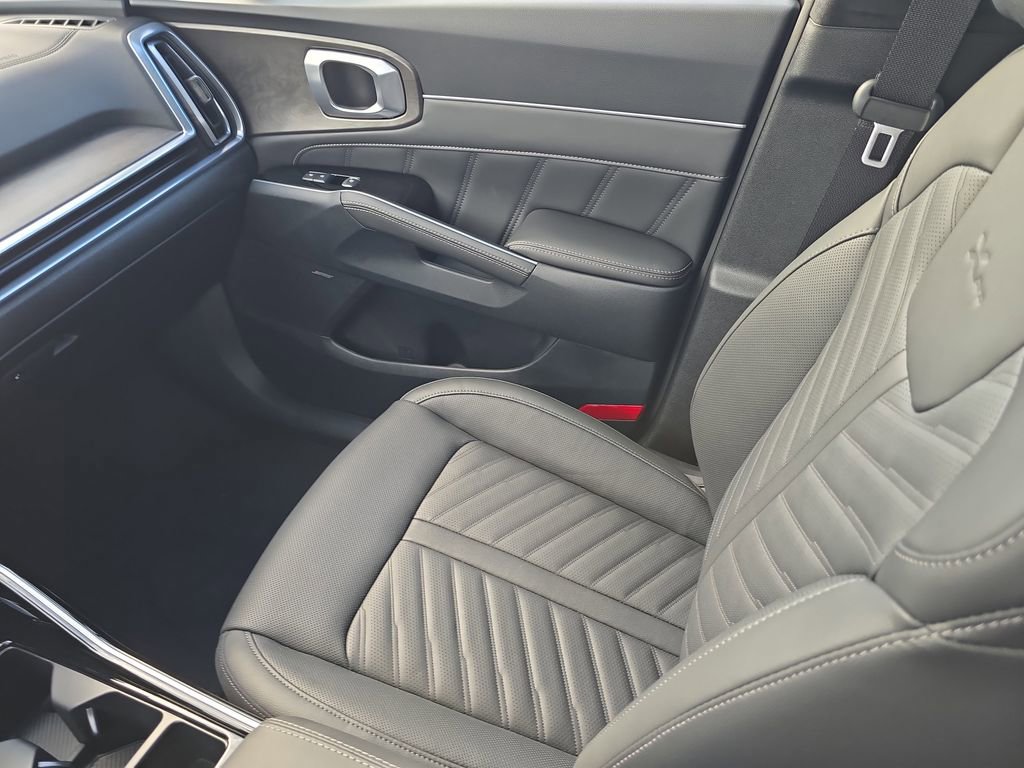 New 2025 Kia Sorento SX Prestige image 16