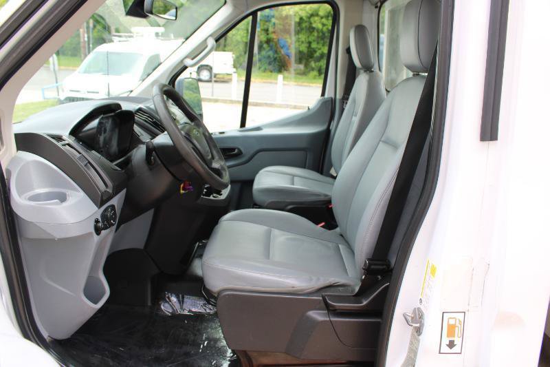 Used 2019 Ford Transit 250 138 RWD image 11