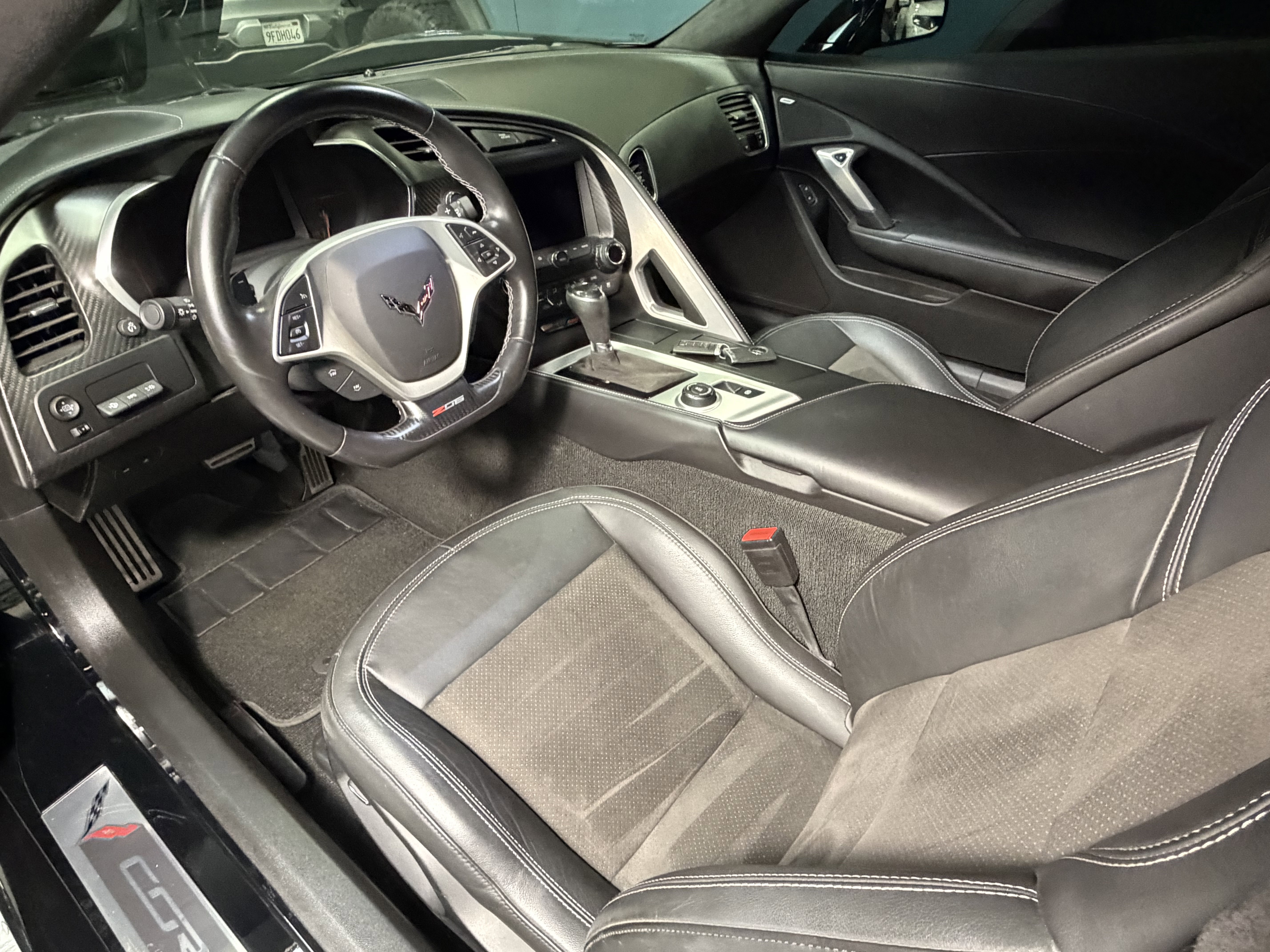 Used 2016 Chevrolet Corvette Z06 w/ 3LZ Preferred Equipment Group image 18