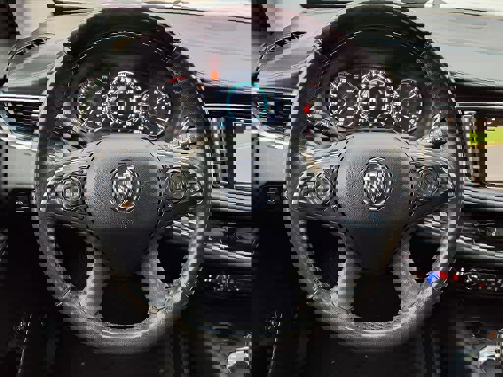 Used 2019 Buick Enclave Avenir w/ Avenir Technology Package image 18