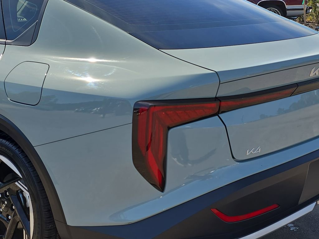 Used 2025 Kia K4 EX image 37