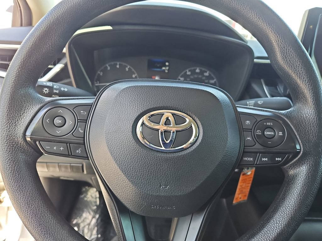 Used 2023 Toyota Corolla LE FWD image 18