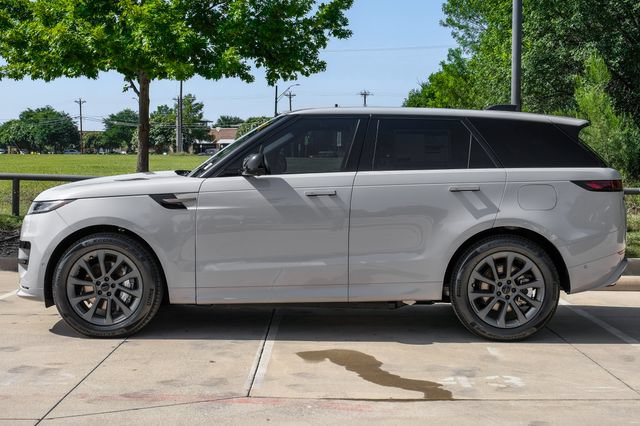 New 2026 Land Rover Range Rover Sport Dynamic SE AWD/4WD image 12
