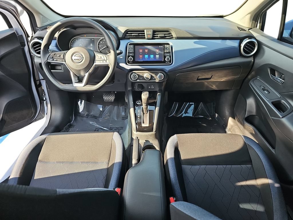 Used 2025 Nissan Versa SV w/ Trunk Package FWD image 13