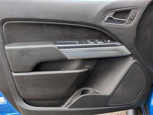 Used 2022 Chevrolet Colorado LT w/ LT Convenience Package image 14