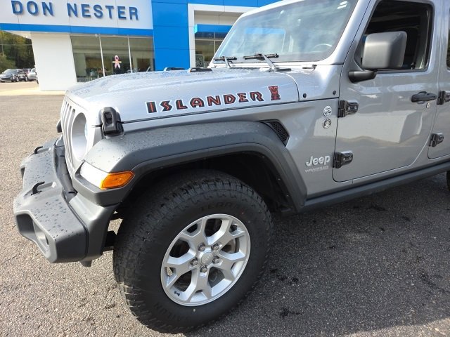 Used 2021 Jeep Wrangler Unlimited Islander w/ Uconnect 4C Nav & Sound Group image 31