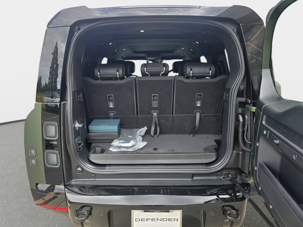 New 2026 Land Rover Defender 130 X AWD/4WD image 13