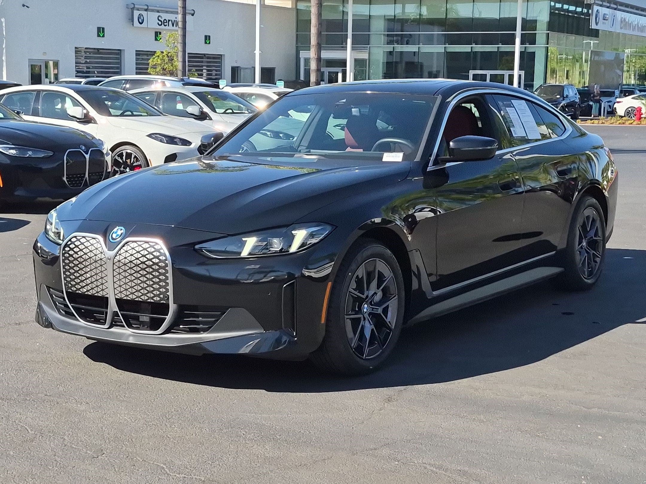 Used 2025 BMW i4 eDrive40 w/ Parking Assistance Package RWD image 9