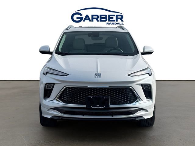 Used 2024 Buick Encore GX Avenir w/ Avenir Technology Package image 8