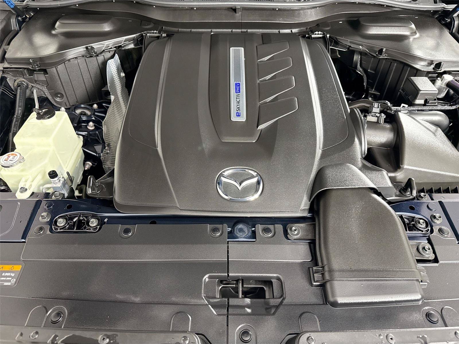 Used 2025 MAZDA CX-90 Plug-In Hybrid w/ Premium Plus AWD/4WD image 49