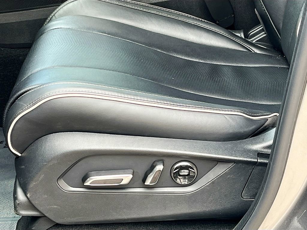 Used 2024 Acura MDX SH-AWD w/ Advance Package image 19