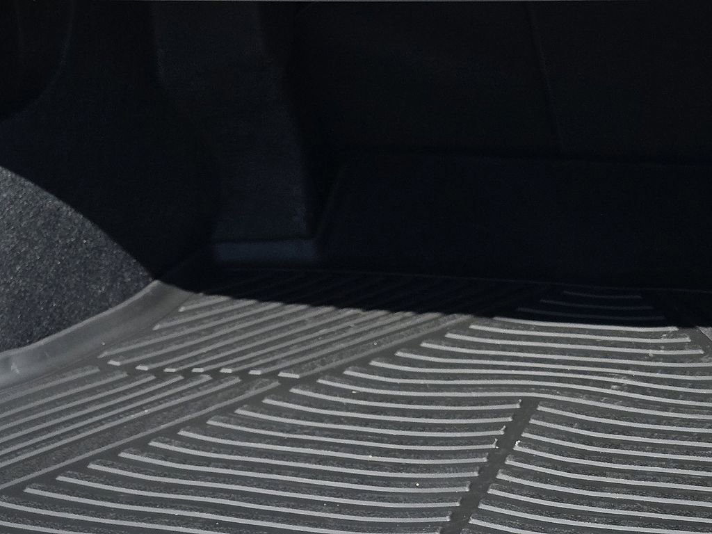 Used 2026 Toyota Camry LE image 9