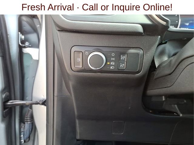 Used 2021 Ford Escape SE image 14