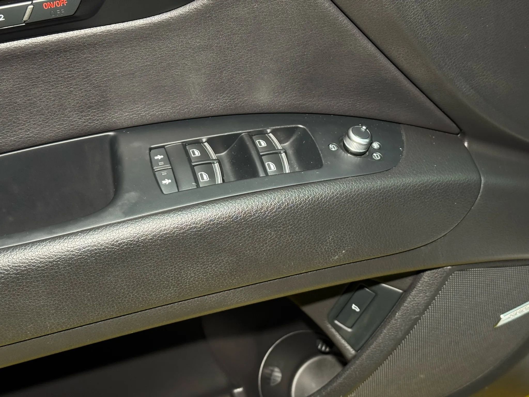 Used 2013 Audi Q7 3.0T S line Prestige w/ S Line Pkg image 43